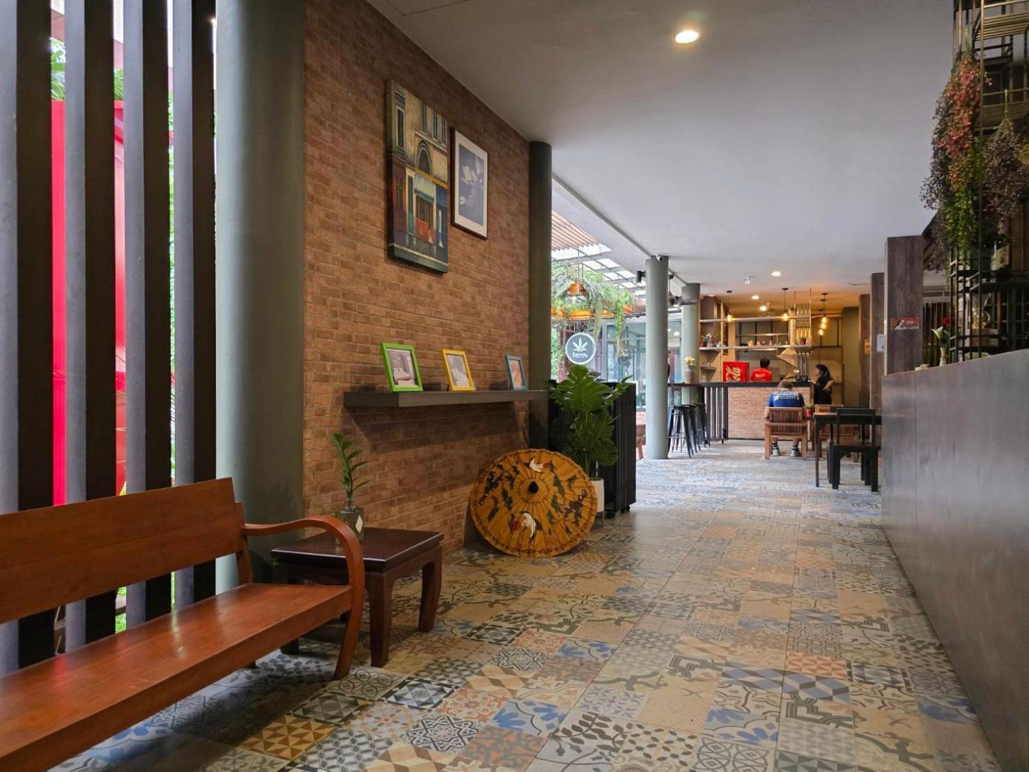 Bbhouse Rambuttri 2 Hotell Bangkok Eksteriør bilde